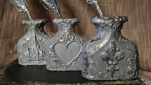 Silvery Pen and Penholder Set