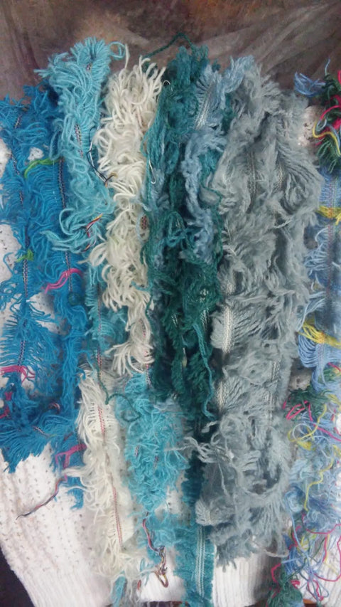 Fluffy carpet; Red +Blue+ Yellow; Brown + White; Loomed Rug; 154x85cm