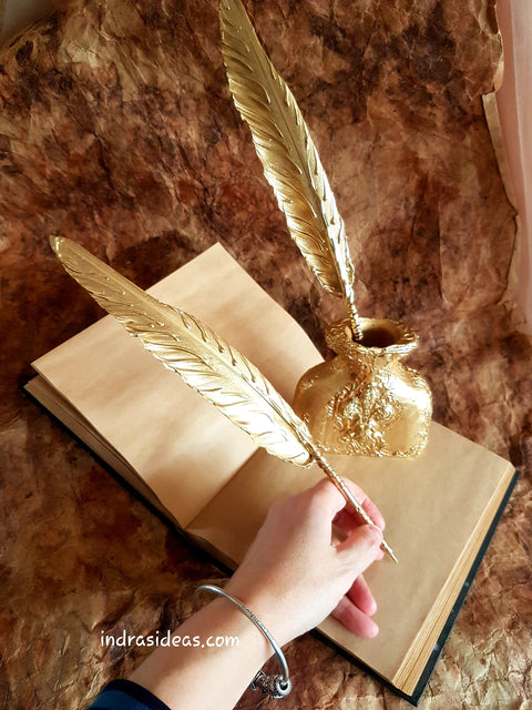 Gold feather Pen and Penholder Set